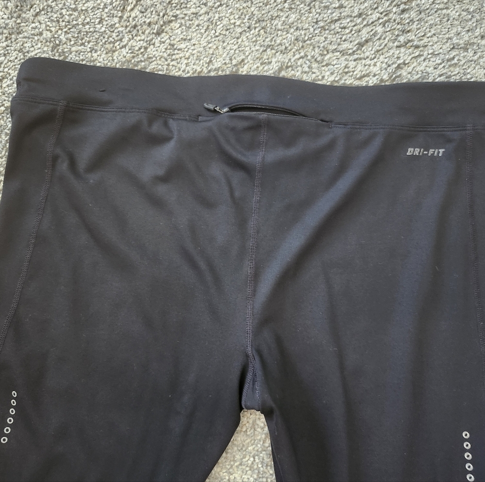Nike Dry Fit - Picture 4 of 6